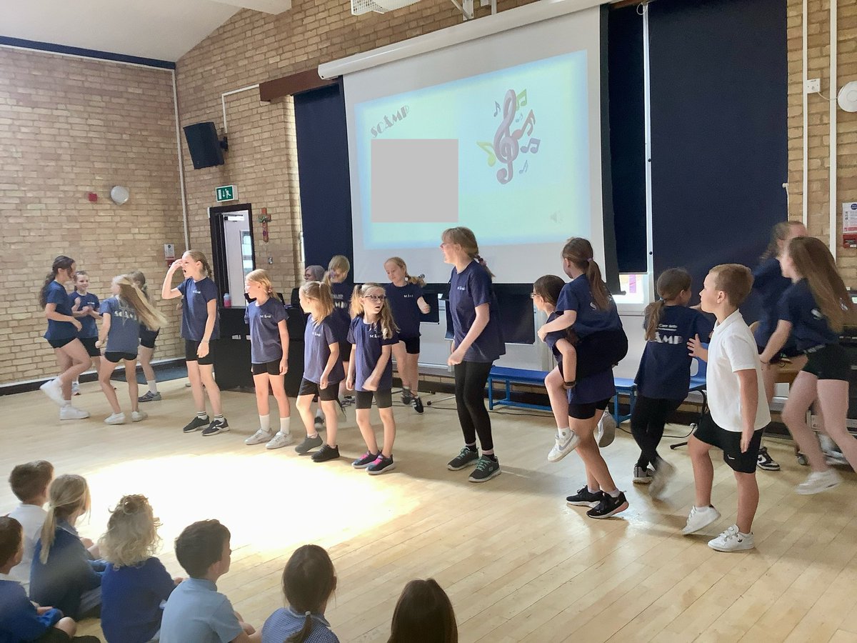 buryprimary's tweet image. #buryprimary Thank you to our SCAMP performers and Mrs Carr for your performance this morning. What a lovely treat for our final week. @SCarrClasses