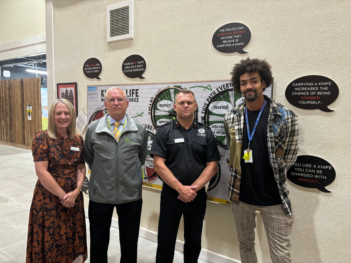 Glosfire's tweet photo. 🎉 We are pleased to announce the new plans to combat knife crime in the county.

The @Glos_OPCC has given more than £50,000 to @GlosSkillZone for a new project called ‘Knife or Your Life’, which will educate young people about the dangers of knife crime.

https://t.co/UUt9EGnKPN https://t.co/WMvEhQlbqF