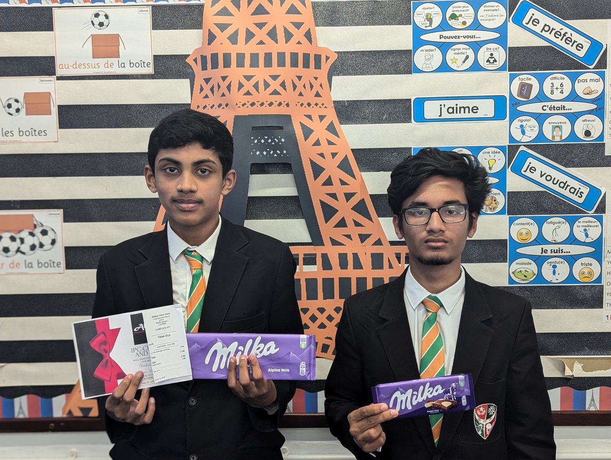 ChallneyBoysMFL's tweet photo. Onto our year 10 winners! Well done Amaan and Eemaan for winning the Scrabble competition, and well done to Thashvin, who won our termly vocab test challenge, and Sadi who came in a close second! 🎉👏🏻 @ChallneyBoys @MrsBrewerMFL https://t.co/xmeW4hnu5c