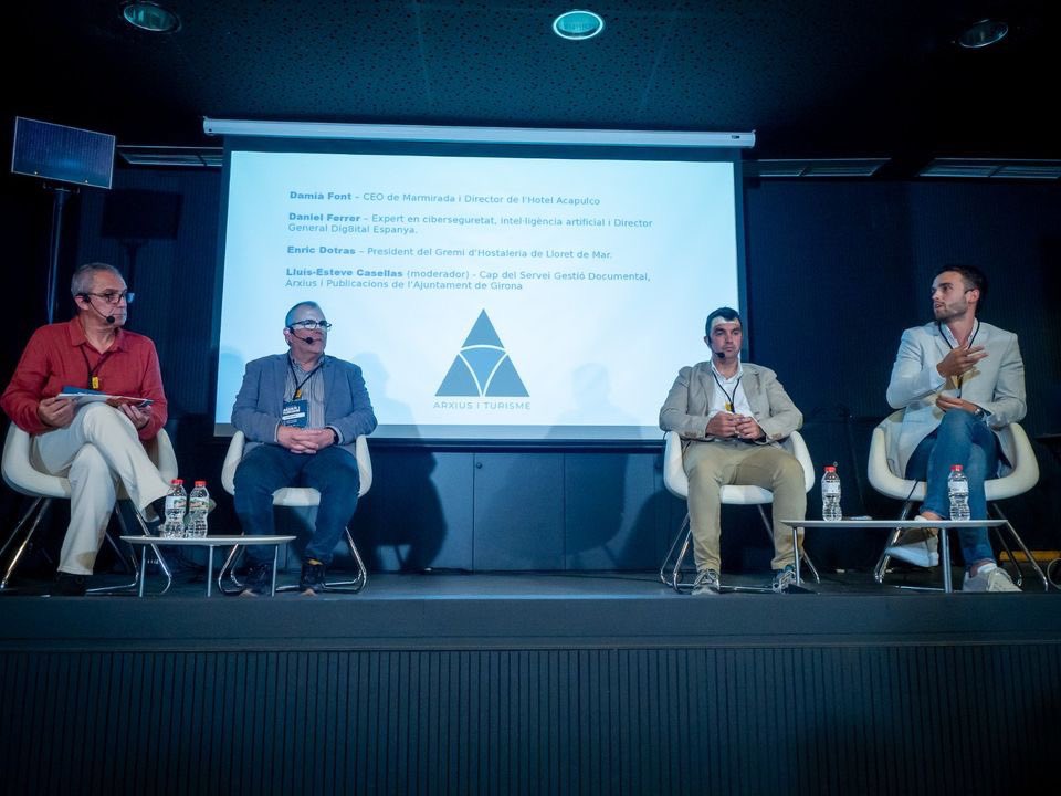SAMLM - Arxiu Lloret tweet media