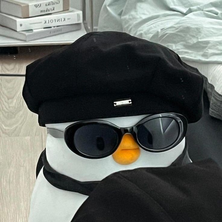 soonyunqi's tweet photo. i see no difference https://t.co/VKIkuOSjUp