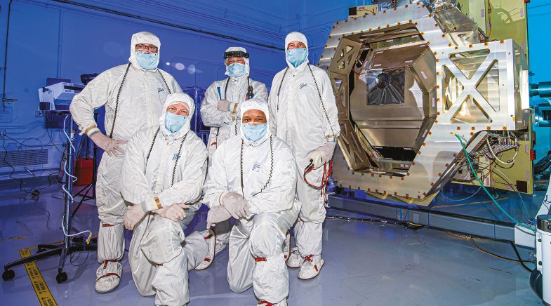 Shaastra Magazine, IIT Madras (@shaastramag) on Twitter photo A series of new space missions is expected to answer some of the deepest questions in cosmology. Astronomers around the world will soon get to work with large and sophisticated datasets. Read our cover story on our astronomical pursuits by <a href="/Shubawrite/">Shubashree Desikan | சுபா</a>
shaastramag.iitm.ac.in/lead-story/cos… A series of new space missions is expected to answer some of the deepest questions in cosmology. Astronomers around the world will soon get to work with large and sophisticated datasets. Read our cover story on our astronomical pursuits by <a href="/Shubawrite/">Shubashree Desikan | சுபா</a>
shaastramag.iitm.ac.in/lead-story/cos…