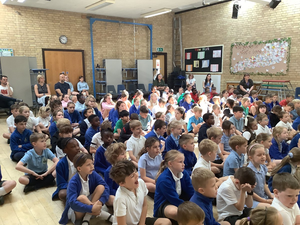 buryprimary's tweet image. #buryprimary Thank you to our SCAMP performers and Mrs Carr for your performance this morning. What a lovely treat for our final week. Thank you year 6 for your whole school song choices today. Lots of emotions this week. @SCarrClasses