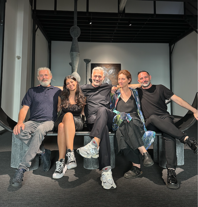 DDMBRANDING's tweet photo. DDM meets artist Verter Turroni and his wife Emanuela Ravelli of Imperfetto Lab.

We are ecstatic to present to you a very special project that, we’ve collaborated on, and will launch in September ‘24.

Stay tuned…

#ddmbranding #ionlyspeakddm https://t.co/ZLqz3KFS8r