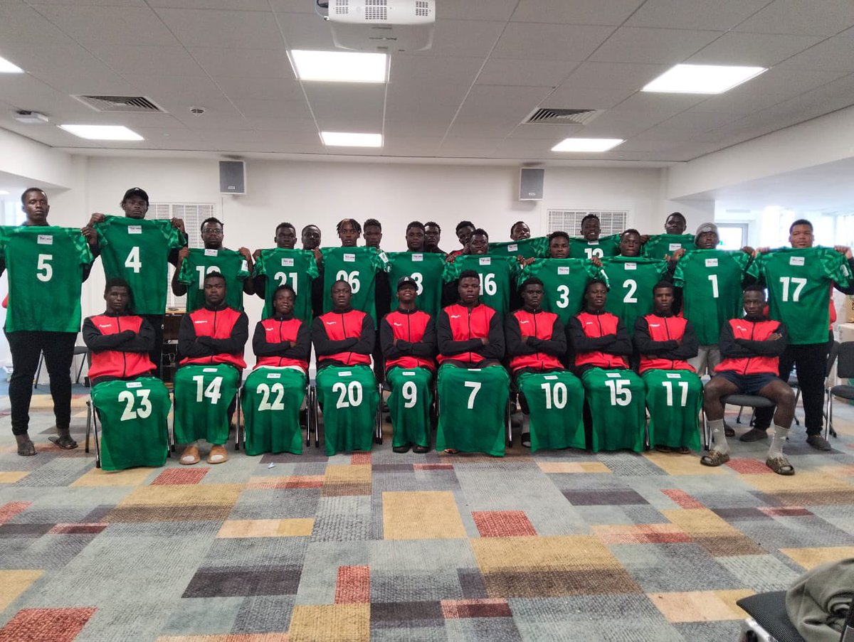 brian_tali's tweet image. Bana so much is not happening in this Bleeding country adi nasahau #chipu have to rep that flag today...

Well in youngins, All the very Best future champs