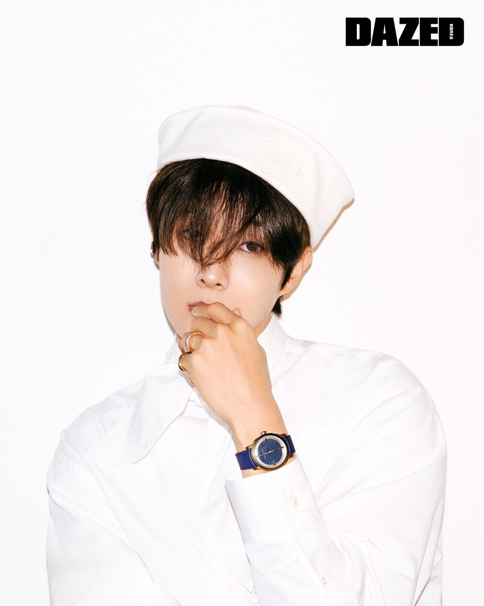DazedKorea's tweet photo. 우리의 시간은 #협찬
최우식을 향한 루이 비통의 타임 시그널 ‘아워 앤 아워’. 시계와 주얼리에 대한 마음으로 탄생된 <데이즈드>의 스페셜 에디션.
#최우식 #ChoiWooshik #루이비통 #LouisVuitton #LVEscale #LVWatches #LouisVuitton #LaFabriqueDuTemps #LV에스칼 #LV워치 #라파브리끄뒤떵 https://t.co/VCp9J2PWHS