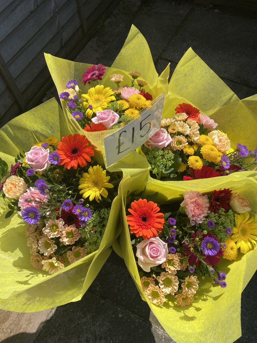 Ken Fraser Florist tweet media