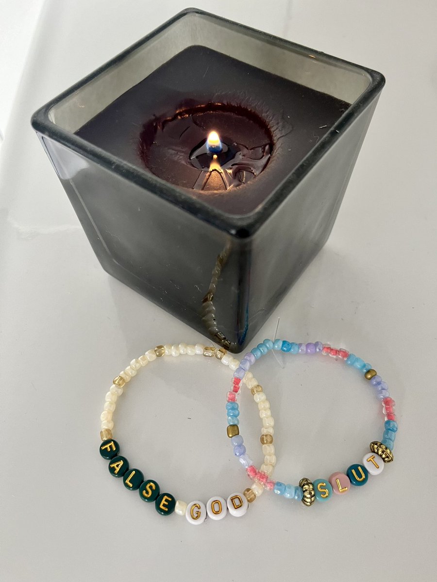 erinchriselvis's tweet photo. Manifesting for tonight🕯️ #GelsenkirchenTSTheErasTour https://t.co/dd3E3Pmxsg
