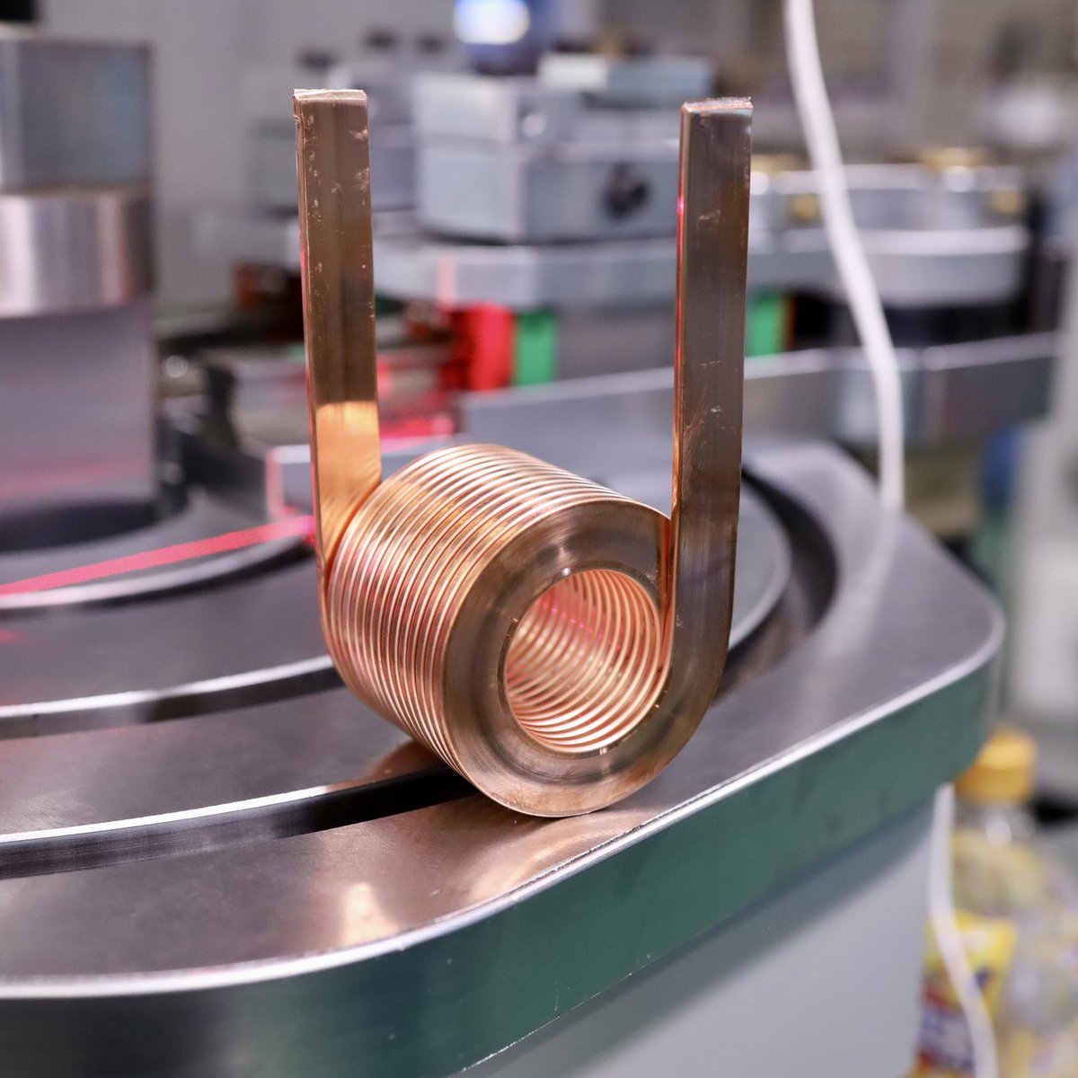 HugeTokens tweet media