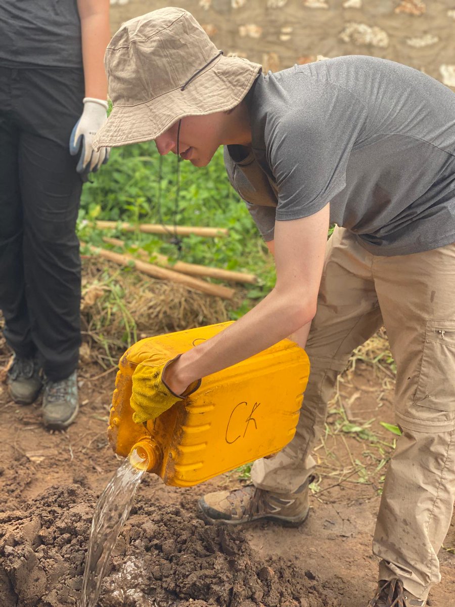 campkenya tweet media