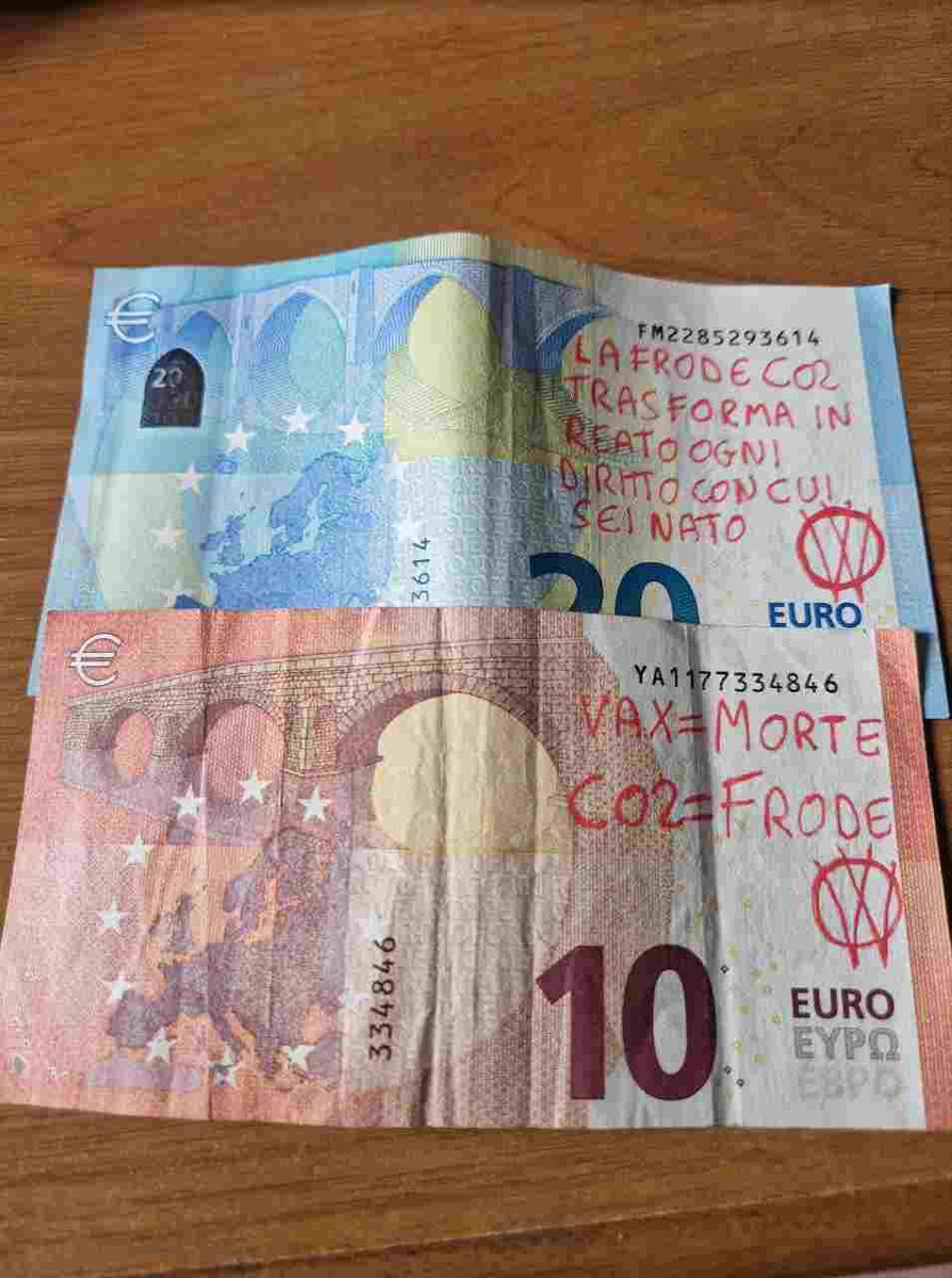 disubbidienza's tweet photo. TUTTI POSSONO FARE LE AZIONI #ViVi È SOLO QUESTIONE DI CORAGGIO ED ESSERE CONSAPEVOLI CHE SIAMO IN UNA GUERRA PSICOEMOTIVA E CHE DOBBIAMO RIPRENDERCI IL CONTROLLO DEL NOSTRO TERRITORIO UTILIZZANDO I LORO  STRUMENTI DI CONTROLLO.
#novax #HumanRights #dirittiumani #stopcontrol https://t.co/9Itl8GSsHg