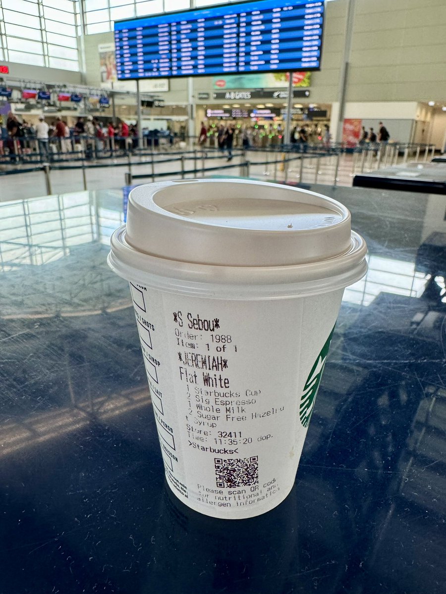 dewey1net's tweet photo. Barista didn't even ask me how to spell it. Nailed it! https://t.co/BwRaVhjdBl