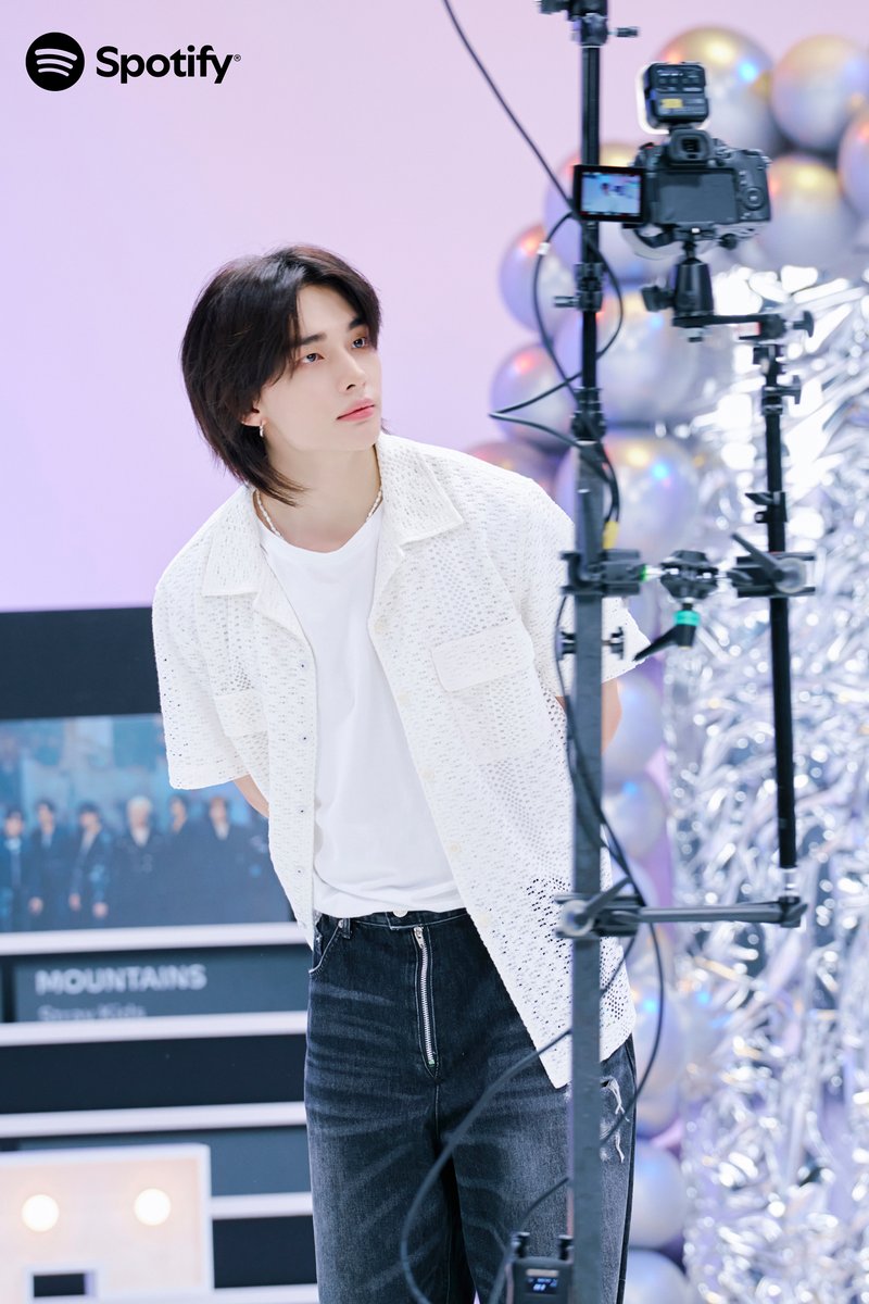 SpotifyKpop's tweet photo. https://t.co/BGICHo7AYq