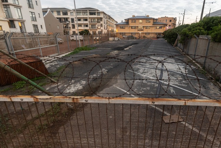 GroundUp (@groundup_news) on Twitter photo Possible site for Muizenberg homeless shelter sparks alarm
groundup.org.za/article/possib… by <a href="/AshrafRSA/">Ashraf Hendricks</a> Possible site for Muizenberg homeless shelter sparks alarm
groundup.org.za/article/possib… by <a href="/AshrafRSA/">Ashraf Hendricks</a>
