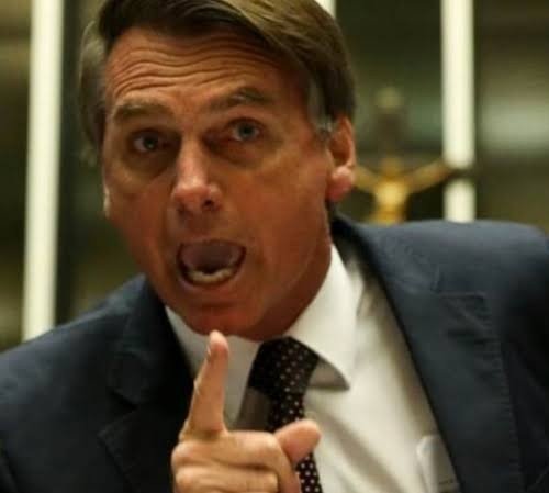 vinicios_betiol's tweet photo. ATENÇÃO: ex-mulher de Frederick Wassef, advogado do Bolsonaro, FATUROU MAIS DE R$ 86 MILHÕES em contratos com a União na gestão do inelegível. Bolsonaro estaria desesperado com investigação contra a empresa dela. https://t.co/wrUUQkePjC