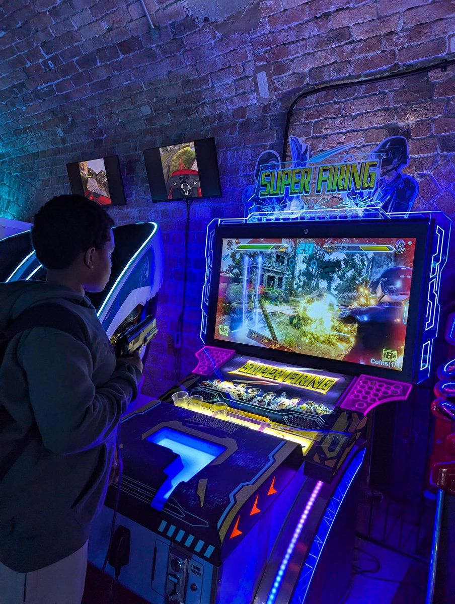 Ladybridge High tweet media