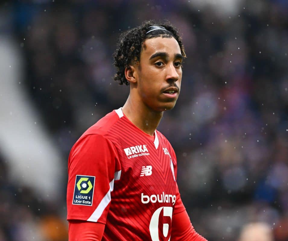 🚨 C’EST FAIT ! Lenny Yoro 🇫🇷 (18 ans) va rejoindre Manchester United pour 62M€ ! 🤑✅

Malgré la perte d’un prodige pour notre championnat, c’est encore une superbe vente du LOSC 👏

(<a href="/David_Ornstein/">David Ornstein</a>)