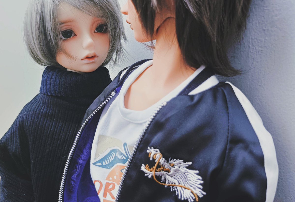 Real quick photos of Hayden and Taegan #bjd 😭😭😭 taegan is so short and round…

Hayden #sd_f_75 
Taegan #sd_f_62 

I got Hayden back from <a href="/katharsis_kaka/">𝕶𝖆𝖙𝖍𝖆𝖗𝖘𝖎𝖘</a> earlier this year but only managed to take a photo recently 🥹 Thank you so much for your beautiful work!!