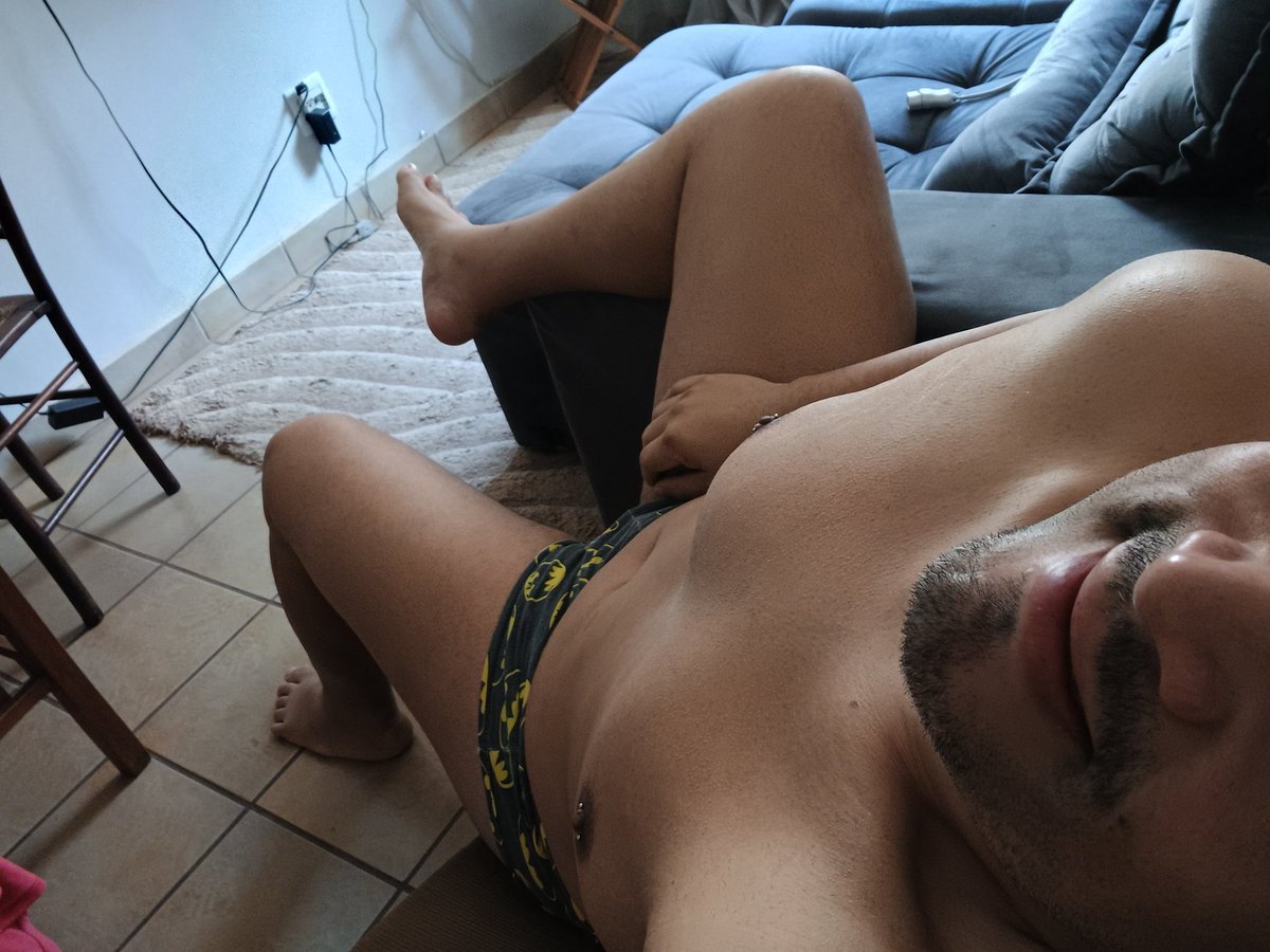 Thiago27440287's tweet photo. Bom dia ;)
@rpGay @rp_putaria #sexo #bear #rpgay https://t.co/yE4FWtPKaz