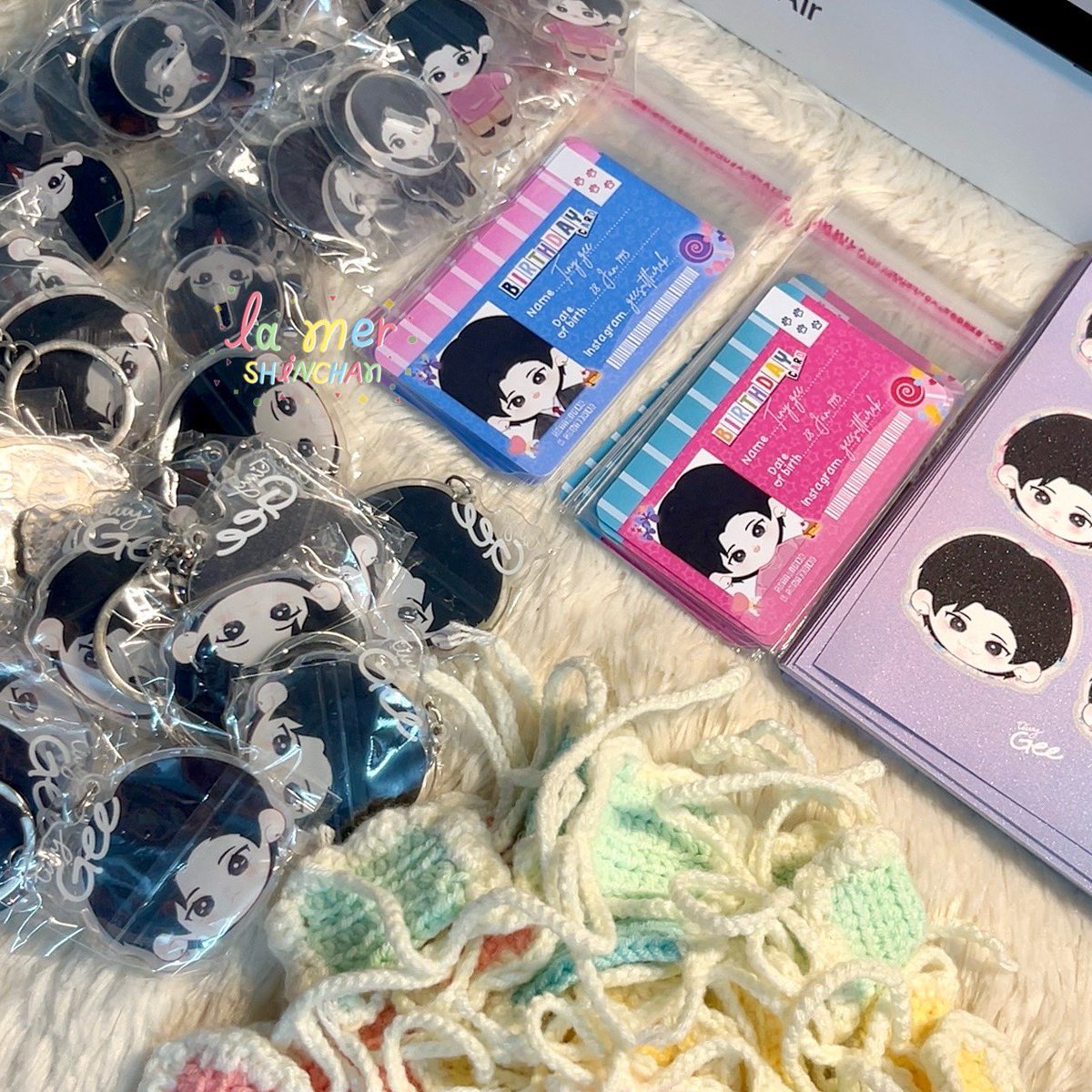 mermarmeow's tweet photo. ช่วงโรงงานนรกคับ น้องจี๋จิ๋วถึงมือเราแล้ววว 🫶🏻 กำลังแพ็คน้องๆ ต้องใช้เวลาสักหน่อย ส่งไม่เกินเดือนนี้แน่นอนคั้บ ส่งแล้วจะทำฟอร์มเลข tracking แล้วแท็กบอกคับ! 

#mermarupdate ⭐️ https://t.co/XMD68hl1Xd