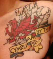 RealShanCothi's tweet photo. Os gyda chi DATW!? Beth yw’r apel gwedwch? Wel gewn ni gwmni’r newyddiadurwr Llion Carbis i son am yr angerdd ac i ddathlu diwrnod cenedlaethol TATW heddi ar Bore Cothi @BBCRadioCymru #tatw Hefyd aderyn y mis mwy anghyffredin a sgwrsio am gyflwr dementia. #ymwchil #dementia https://t.co/ST8FNftOX8