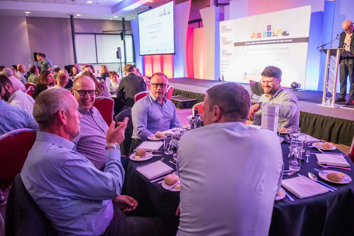 TheSHEShow1's tweet photo. Here are some photos from #TheSHEshowSouth 2024

Looking forward to our next event #TheSHEshowNW 2024.

🗓 Tuesday 19th November 2024 
📍 Old Trafford, The Home of Manchester United

For more information visit:
https://t.co/Ma2ETpy2bi

#Conference #Exhibition https://t.co/C6DfSg7aRl