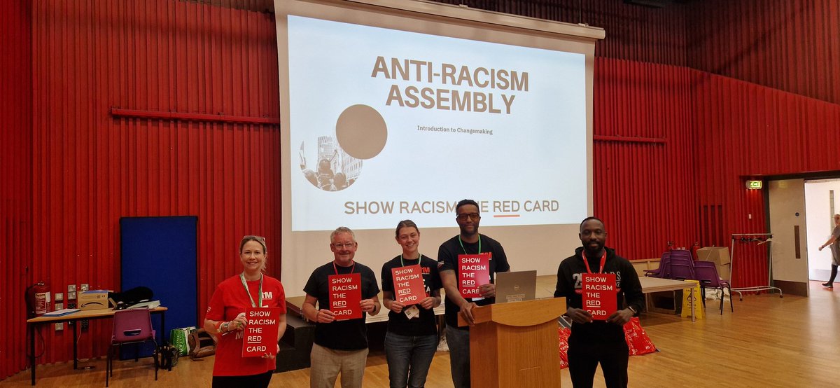 SRTRC_England's tweet photo. Today we are back in @CardinalHumeCS in #Gateshead.
Over 2 days we have worked with 750 young people. Each pupil took part in 3 #Antiracism #education workshops from our Education Hub lead by their own Teachers.
Plus a 45 minute interactive assembly. @richard_offiong @NEUnion https://t.co/BDDVBYypfp