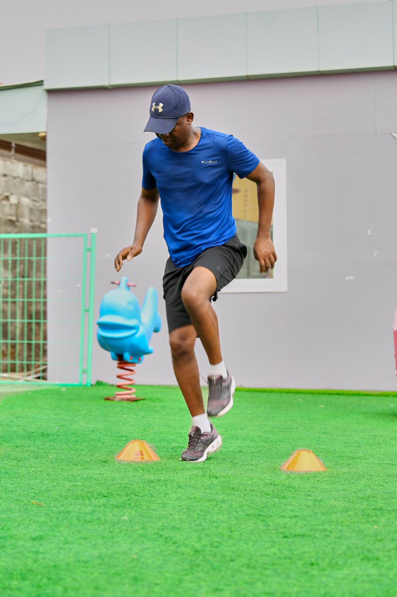 regardlessmode's tweet photo. “Sweat it out, push through the pain, and make every rep count! 💪🔥 always don’t forget to stay hydrated while working out💦#WorkoutMotivation #FitnessJourney #TrainHard #FitnessGoals” https://t.co/AS2FD41mWB