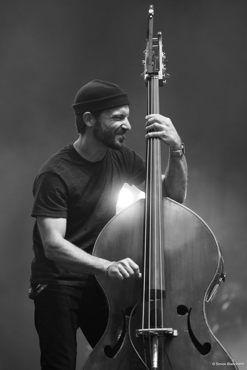 📸[RETOUR EN  IMAGES] // Théâtre Antique au complet pour cette Special Night ! Jazz à  Vienne ne pouvait souhaiter meilleure opportunité pour prolonger  l’édition que d’accueillir Léon Phal et Vulfpeck !🤩

© Simon Bianchetti, Nicolas Tourancheau, Les Flous Furieux