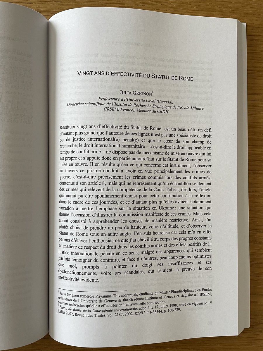 jlgrgn's tweet photo. 📖Actes de la 8ème journée de la JPI @crdhparis2 @AfriThucy @IHEI_Paris

Merci à @OFrouville et @julio_fz de m’avoir invitée à y prendre part, me permettant de faire le constat que :
→ l’#effectivité du #droit ne se lit pas uniquement au travers son #respect ou sa #sanction 🧵 https://t.co/JQ3uqgxE2S