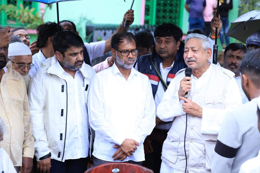 <a href="/BJP4Maharashtra/">भाजपा महाराष्ट्र</a> दंगलखोरांना 'अतिरेकी' म्हणाल्याबद्दल धन्यवाद खासदार शाहू छत्रपती महाराज !

आम्हाला तुमचा अभिमान आहे 🚩