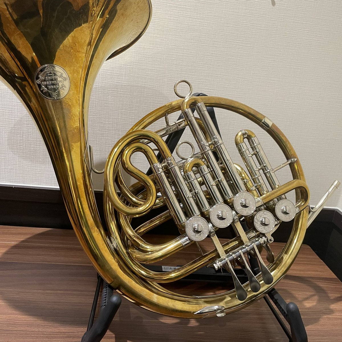 USEDホルン入荷のお知らせ📯】 アレキサンダー社製セミダブルホルンが