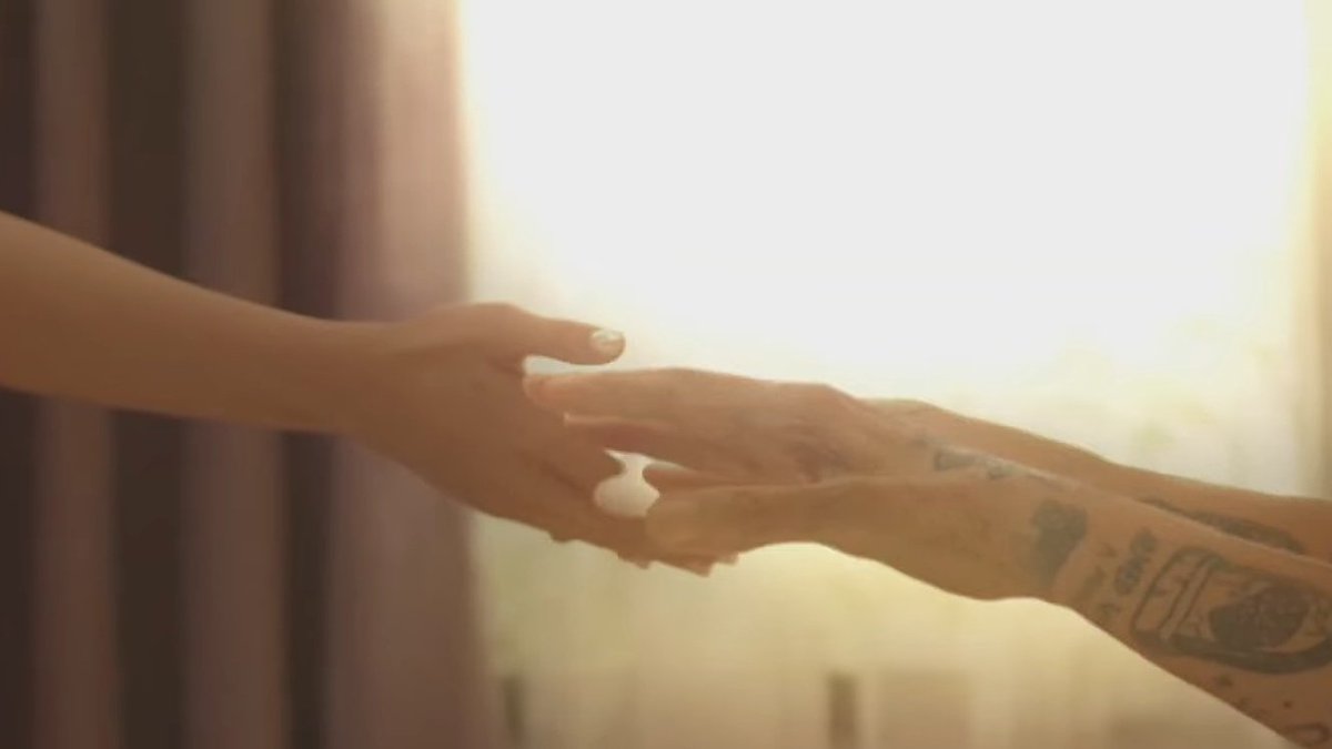 sei_yeager's tweet photo. SI SINING PALA TO EH!!! 

TALAGANG REKTA LANGIT PAG IYAN ANG NAKITA MO

#SiningMVDionela
#SiningMV https://t.co/06xyB3lyAE