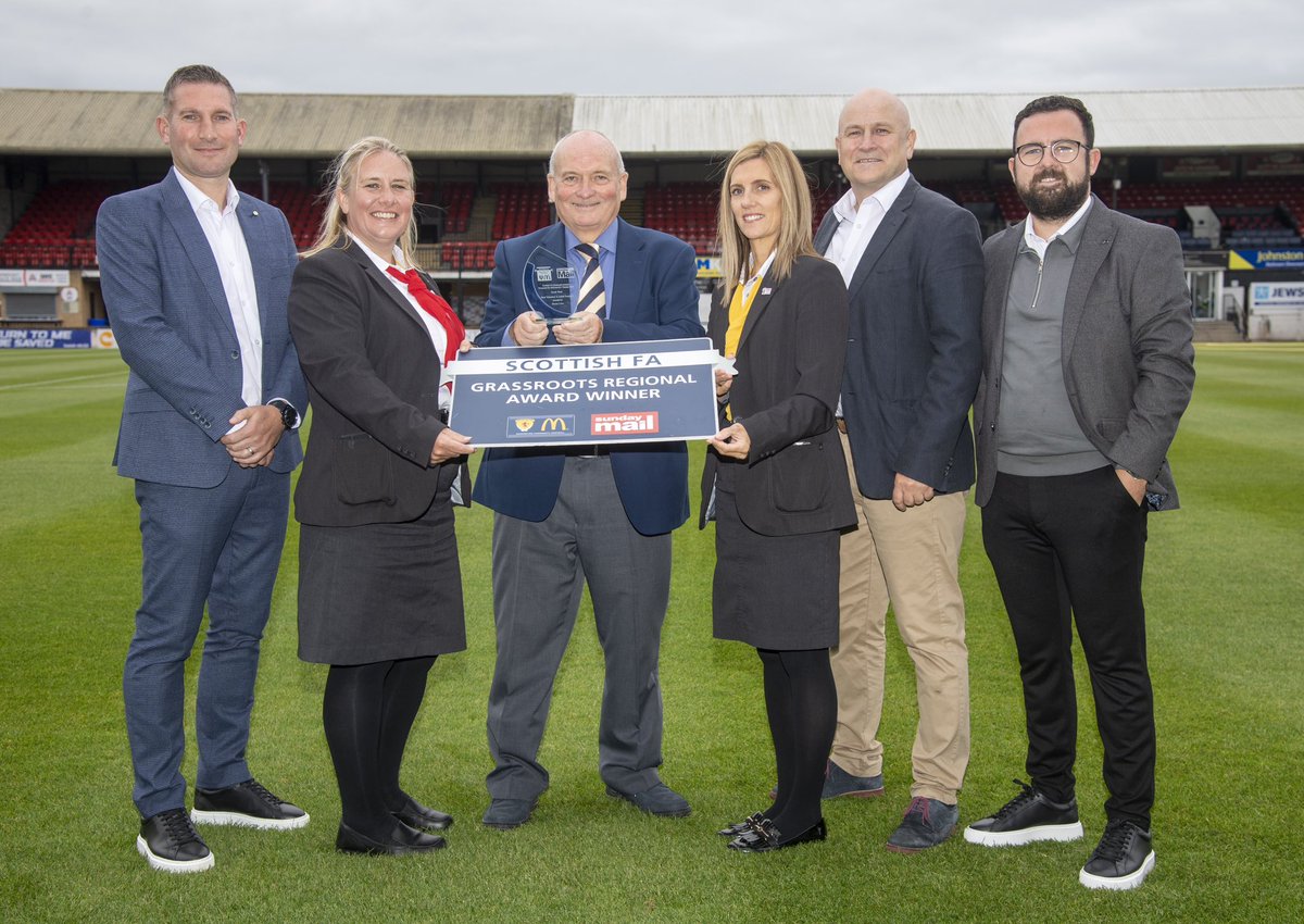 ScotFASouthWest's tweet photo. #GrassrootsFootballAwards 🦸‍♀️🦸‍♂️

Congratulations to the Scottish FA South West Regional winner of Best Community For All Project in Football 2024, @officialEKFC 👏⚽️

 @FunFootballUK @McDonaldsUK @Sunday_Mail https://t.co/gWf0JKaiGB