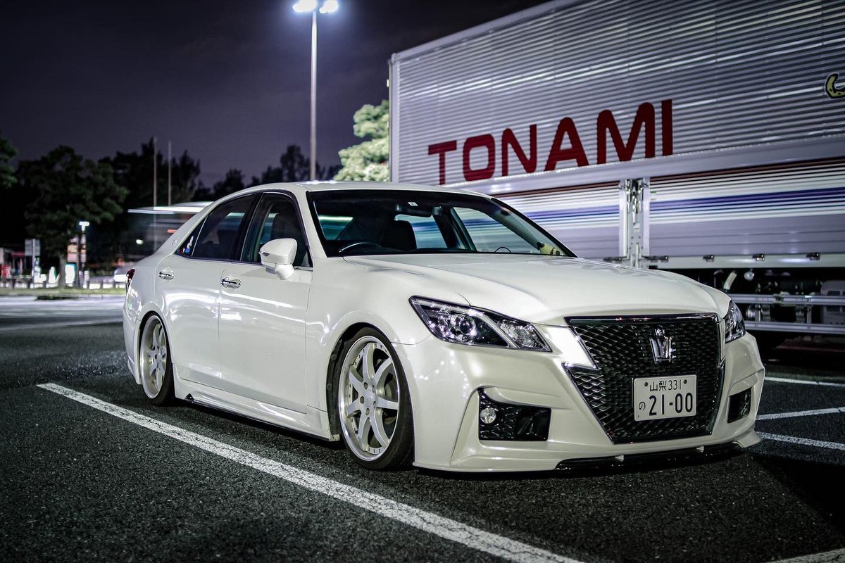 snoww2014's tweet photo. クラウン降ります！！！
まだ売れてないんで手元にはありますが、もう走る事はないと思います🥲🥲
クラウンを通じて仲良くしてくださった方々ありがとうございました☺️
次の車でも仲良くしてください🙌🙌 https://t.co/w2030J0Avq