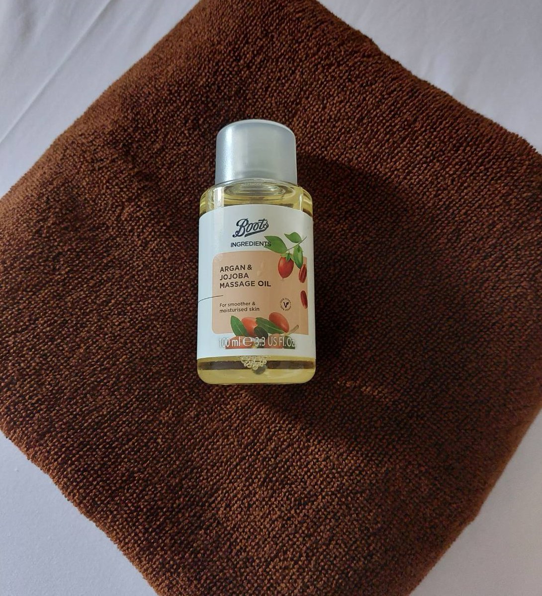 วันเสาร์นี้ สนใจเป็นหุ่นนวดน้ำมัน #นวดเลสเบี้ยน ไหมคะ
ฝึกนวดรอบสุดท้าย รอบหน้า จะคิดเงินแล้วน้าา

📌 1.5-2 ชม./คอร์ส  
📌พิกัด รังสิต ช่วงบ่าย - ค่ำ
📌นวดให้ฟรี ไม่มีค่าใช้จ่าย ห้องสะอาด

❎ไม่รับช่วยคู่ ❎ผู้ชาย ❎ทอม  

#เลสเบี้ยนรับงาน #นวดเลสเบี้ยน #เลสรังสิต #เลสเบี้ยน