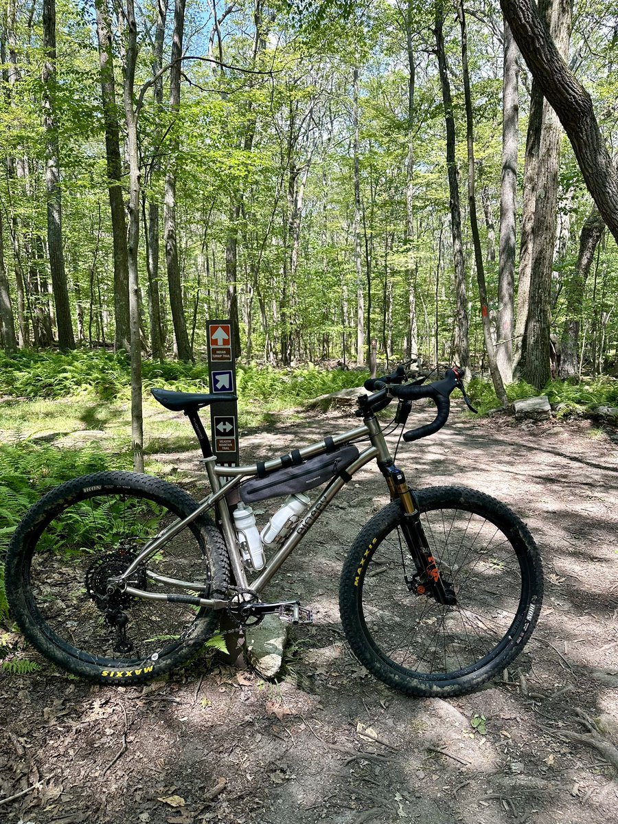 FitLabDeepCreek's tweet photo. #Summer2024 #FitTip from #FitLab #DeepCreek (link below): Celebrate your opportunities to move. You may not get to move exactly where, or how, you want…and you can’t control the weather, but you CAN #StayPositive &amp; #KeepMoving 

#GetOutside #MoveMore 

https://t.co/Zvr3WgieTj https://t.co/NX5DrQBlGV