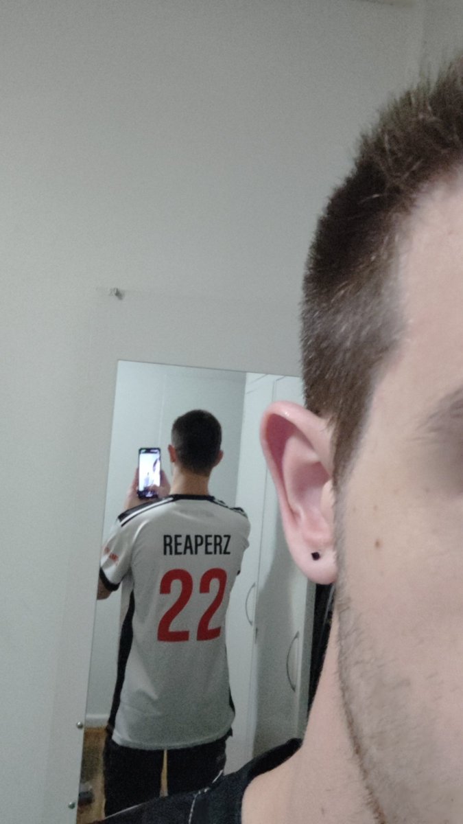 ReaperZ_CS's tweet photo. Got my @InfernoGamingAU Jerseys today and I'm so happy they look awesome https://t.co/wwmeuUIP6l