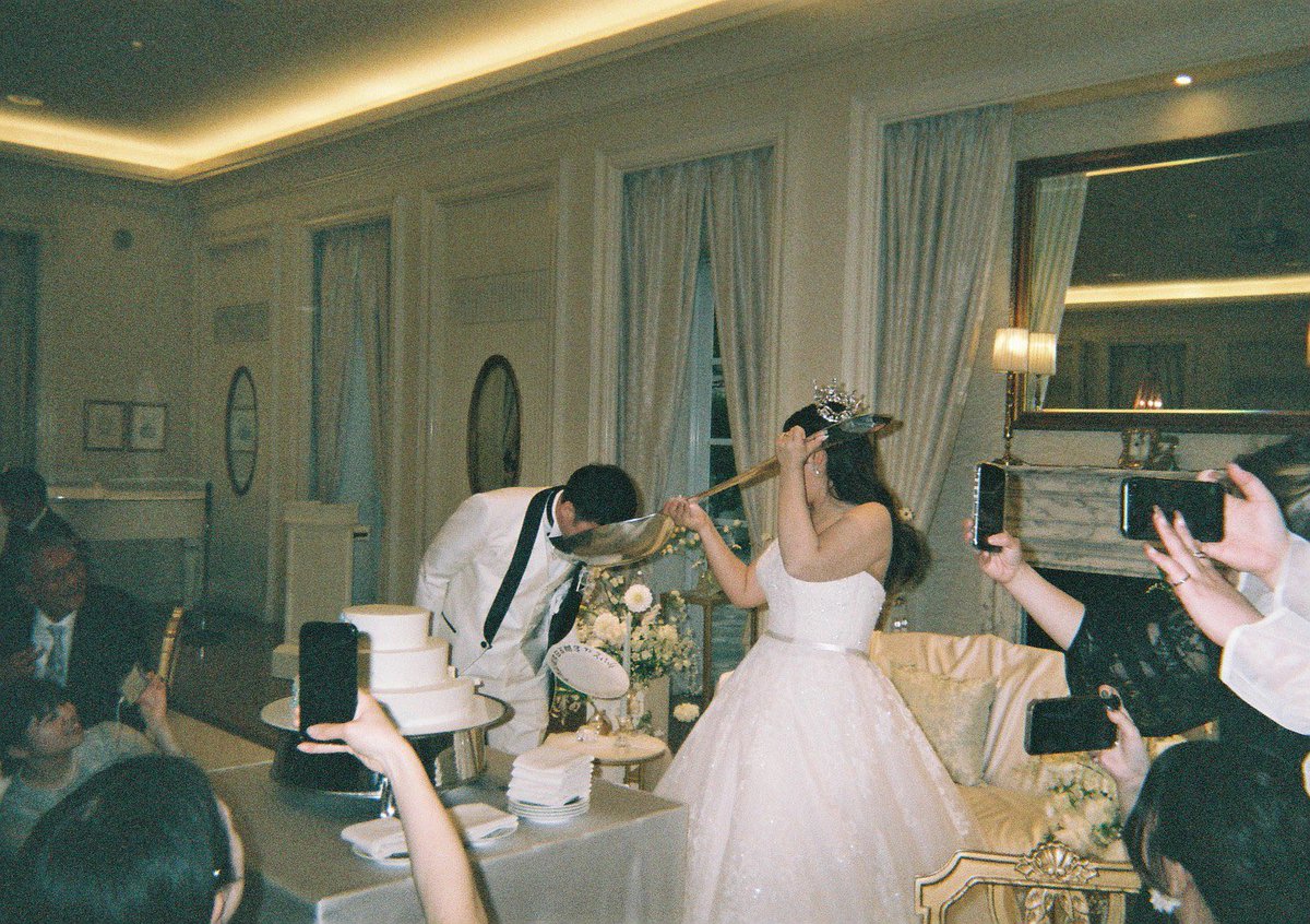 Trumpet191's tweet photo. 結婚式
写ルンです、色合い良い感じ📸 https://t.co/eVusEftSnt