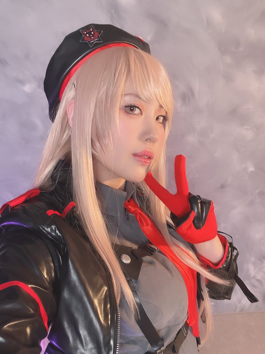 RR_loveit exposed image a rare view