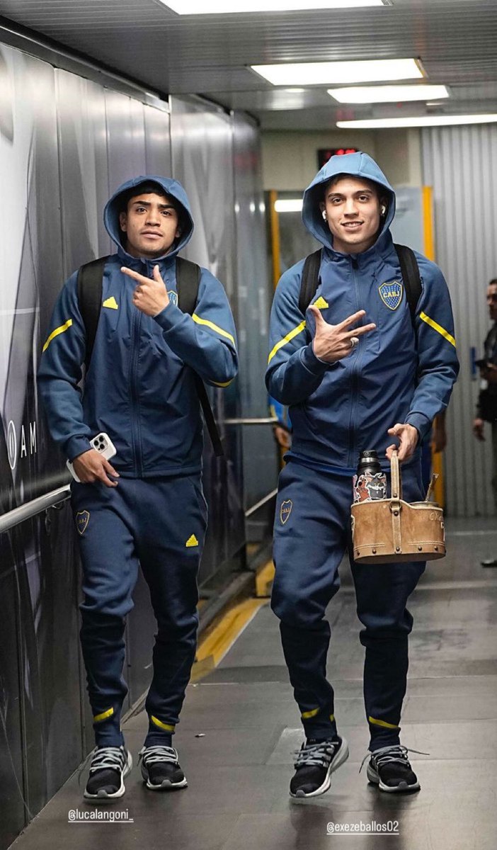 la12tuittera's tweet photo. ¡ES HOY! 💙💛💙 https://t.co/rhECnQL5Zc