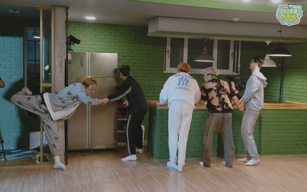 ar0hahwaiting01's tweet photo. #아스트로 #ASTRO https://t.co/j65W55ivJI