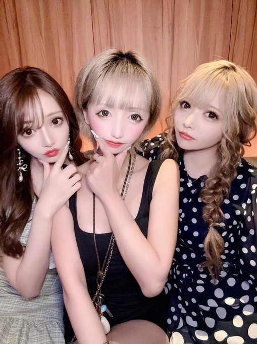 そして昨日は仕事後にみんなで遊べて楽しかった😋❤️ https://t.co/PMCekAt6uW<a href="/tag/%E5%8A%A0%E8%AD%B7%E3%81%A1%E3%82%83%E3%82%93%E3%81%AD%E3%82%8B"class="tags"><span>#加護ちゃんねる</span></a><a href="/tag/%E5%8A%A0%E8%AD%B7%E4%BA%9C%E4%BE%9D"class="tags"><span>#加護亜依</span></a><a href="/tag/%E5%8A%A0%E8%AD%B7%E3%81%A1%E3%82%83%E3%82%93%E3%81%AD%E3%82%8Blive2024"class="tags"><span>#加護ちゃんねるlive2024</span></a>