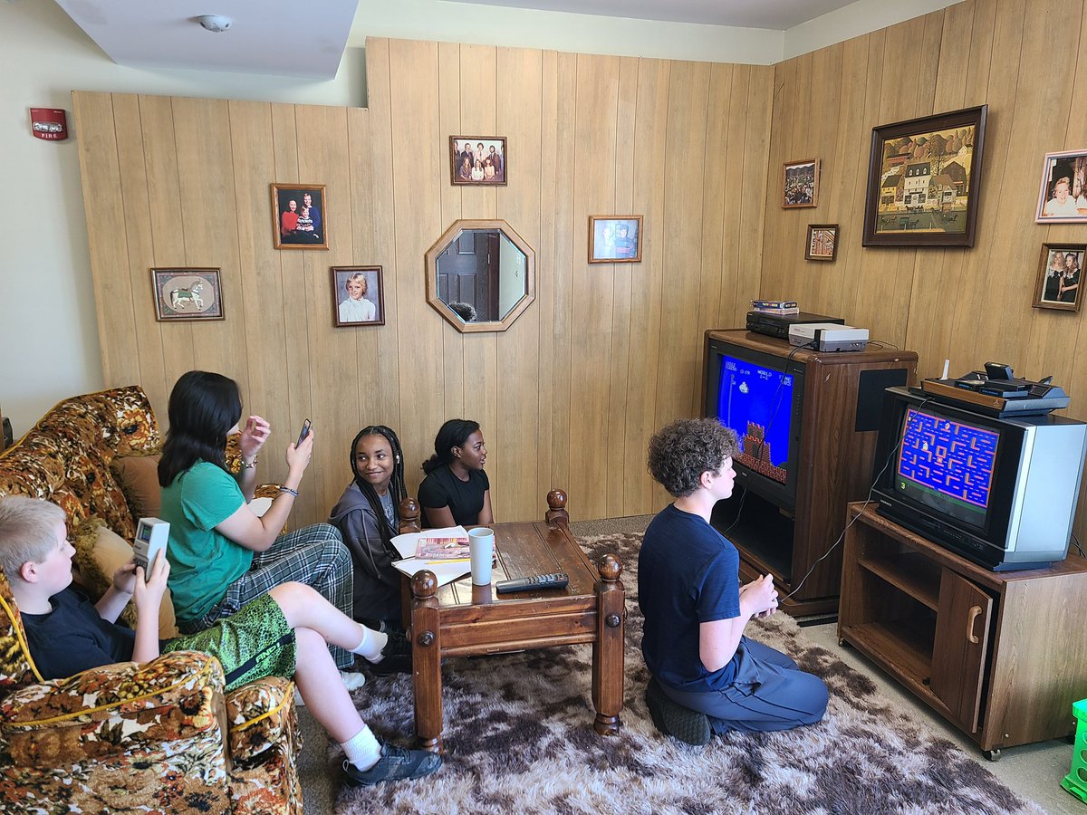 MsBisevac tweet media