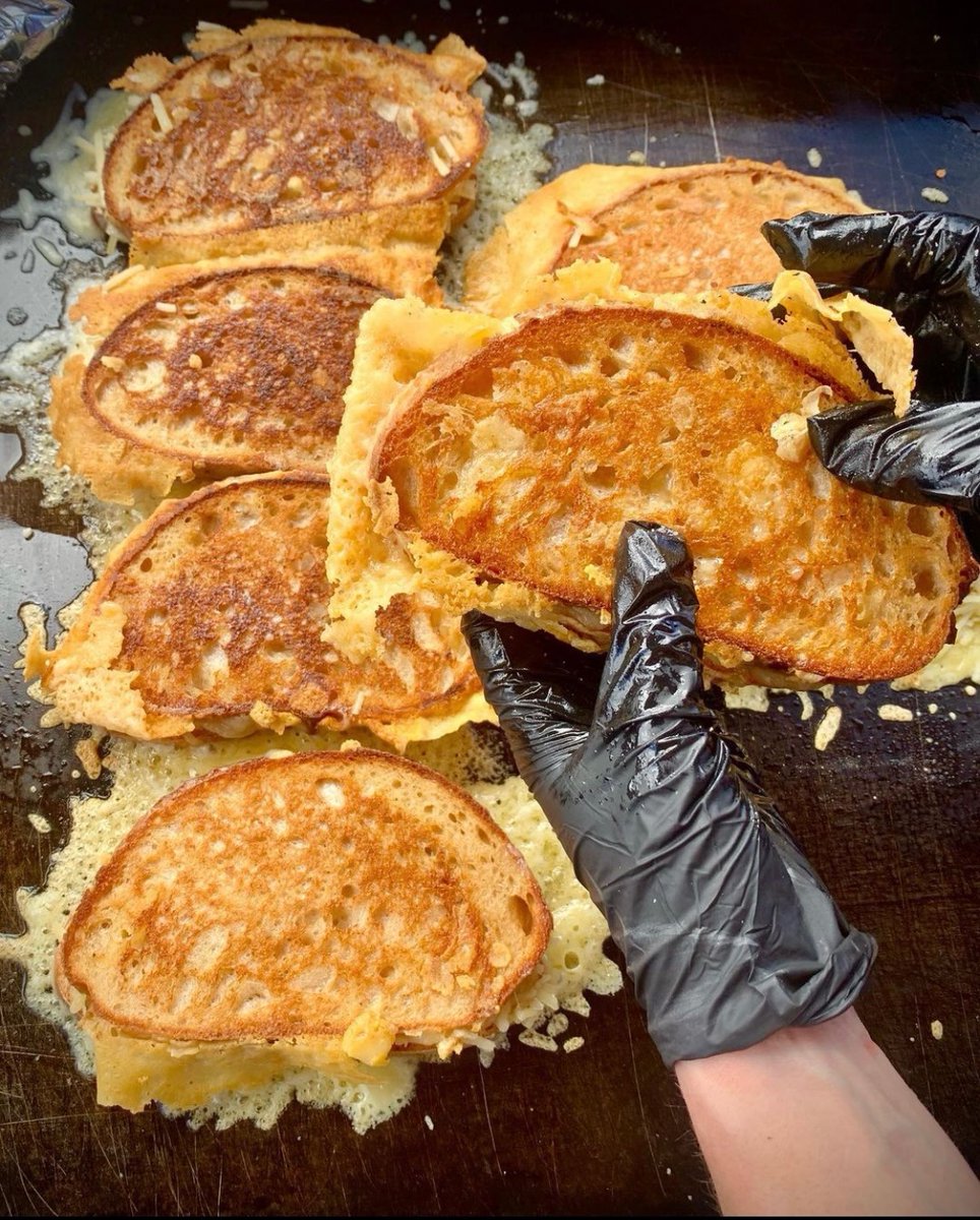 formiceandmen (@formiceandmen) on Twitter photo 🧀THIS WEEK🧀
Th: <a href="/HarbourMarket/">The Harbourside Market</a> | 11-2:30
F: <a href="/finzelsreach/">Finzels Reach</a> | 11-2
Sa: private party 🥳
Su: <a href="/tobaccofactory/">Tobacco Factory</a> | 10-2:30
Hitting you all with our Huevos Rancheros special this week. BUHGAaAaWK 🍳 🧀THIS WEEK🧀
Th: <a href="/HarbourMarket/">The Harbourside Market</a> | 11-2:30
F: <a href="/finzelsreach/">Finzels Reach</a> | 11-2
Sa: private party 🥳
Su: <a href="/tobaccofactory/">Tobacco Factory</a> | 10-2:30
Hitting you all with our Huevos Rancheros special this week. BUHGAaAaWK 🍳