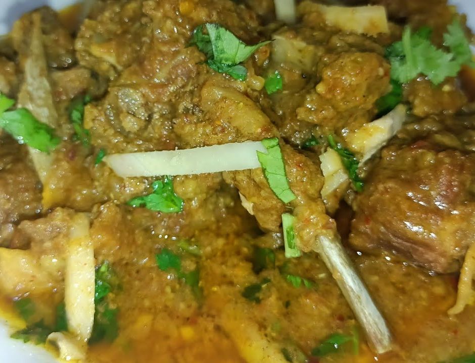 السلام علیکم
 رات بخیر ڈنر بخیر 

بھنا ہوا مٹن کس کس کو پسند ہے؟