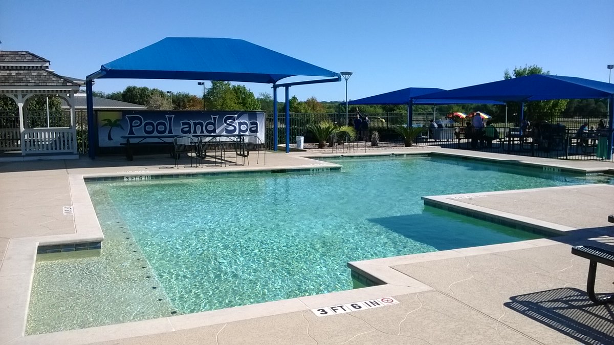 btraphan's tweet photo. @pooldoc1 @hedstrombacon @SAsportshonk @jimrome @stucknut Hey @pooldoc1, do you service the @RRExpress @Dell Diamond? At the #JimRomeOnX tour stop there a local #ScripClub sponsored the pool & their volleyball game was quite the sight for owner @NolanRyanBeef.
https://t.co/FBY0iluZLX https://t.co/tWAbTLjOww