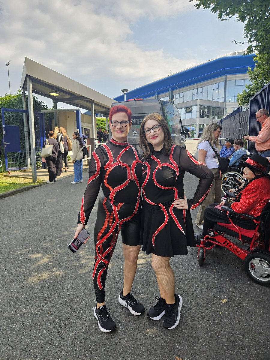 MissIvori's tweet photo. You could say we are ready for #GelsenkirchenTSTheErasTour
@taylornation13 @taylorswift13 #Swifties https://t.co/DZ8RUeRnaD