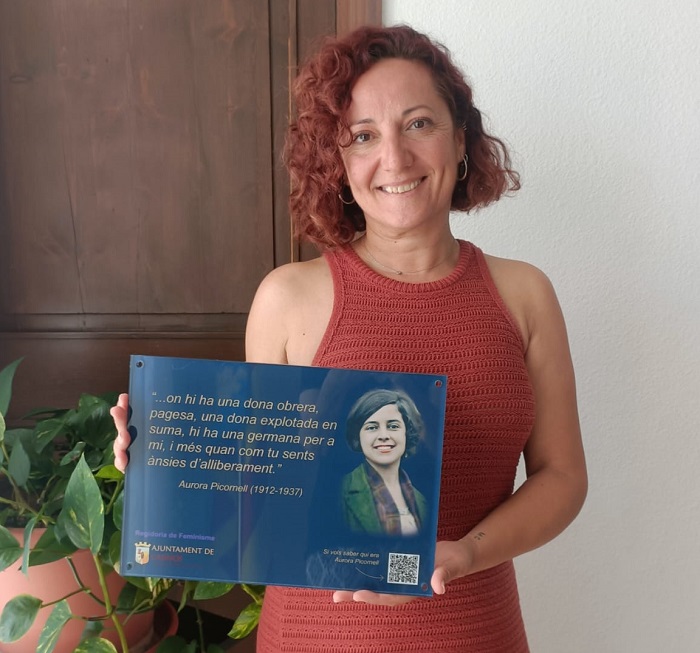 Infoturia's tweet image. La plaça de la Igualtat #Casinos lluirà una placa amb el nom d&apos;Aurora Picornell infoturia.com/casinos/71372-… @MiguelNavarre @CompromisC