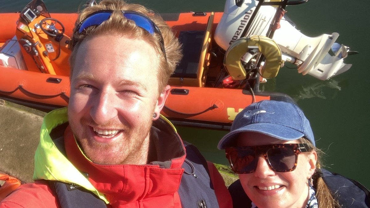 SMRU (now posting at Bluesky) tweet media